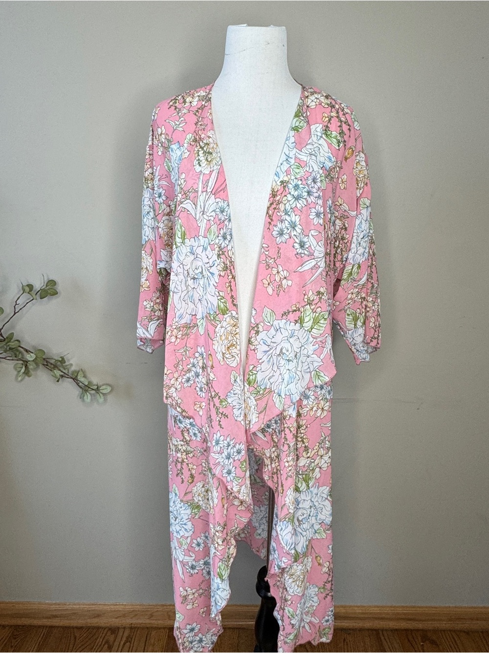 LULAROE sz S Duster Swimsuit Cover Up Kimono Pink Floral Sheer 3/4 sleeves MINT